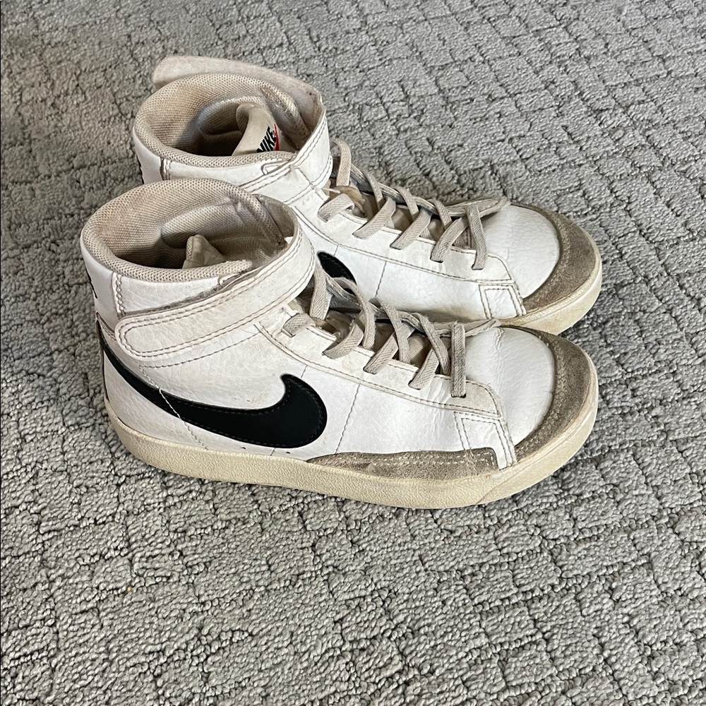 Nike Kids High-Top Sneakers - Cream and Black